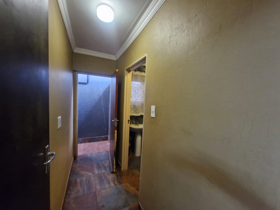 1 Bedroom Property for Sale in Kathu Northern Cape